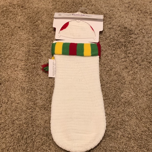 Newborn Snowman Swaddle - Picture 4 of 4